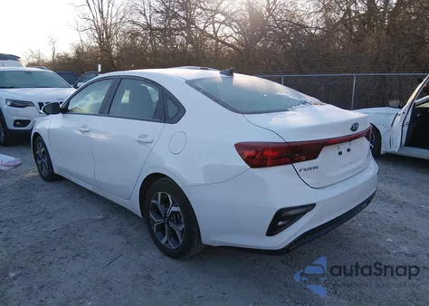 2020 Kia Forte Lxs z USA, uszkodzony, nr VIN 3KPF24AD0LE220165